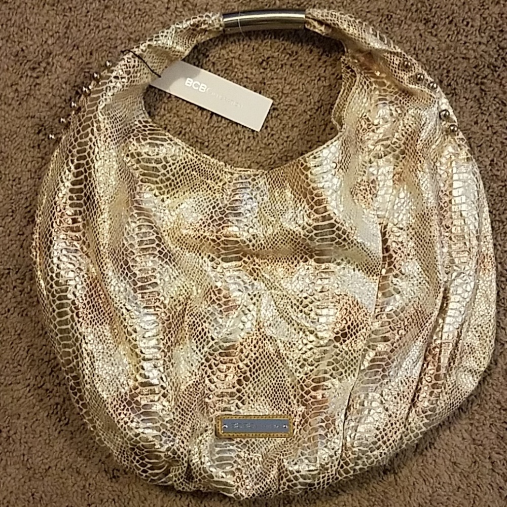 NEW* BCBG $118 brand ladies PURSE. NEW with tags.